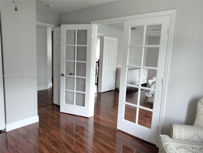 Building Photo - 1249 Allamanda Way