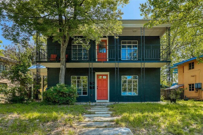 Building Photo - 1400 Ashwood Rd