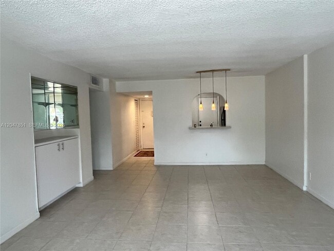 Building Photo - 403 NW 68th Ave