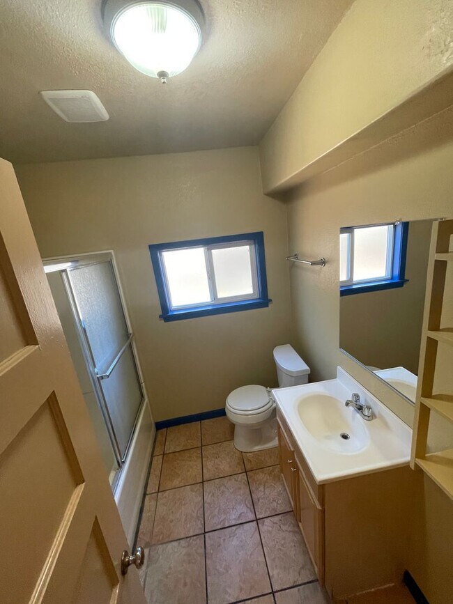 Building Photo - MASSIVE and Recently Renovated 3 Bed 2 Bath Home With Extra 1 Bed/Half Bath Bonus Cottage!