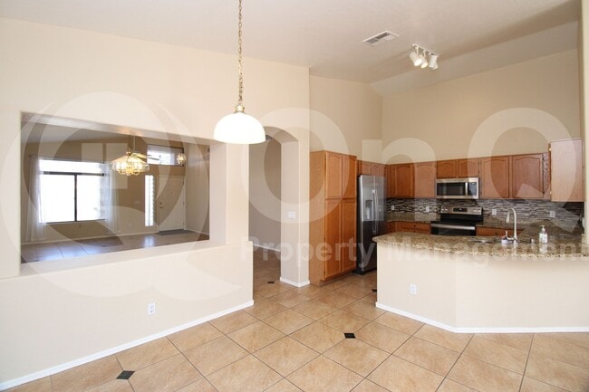 Building Photo - 7074 S Heather Dr