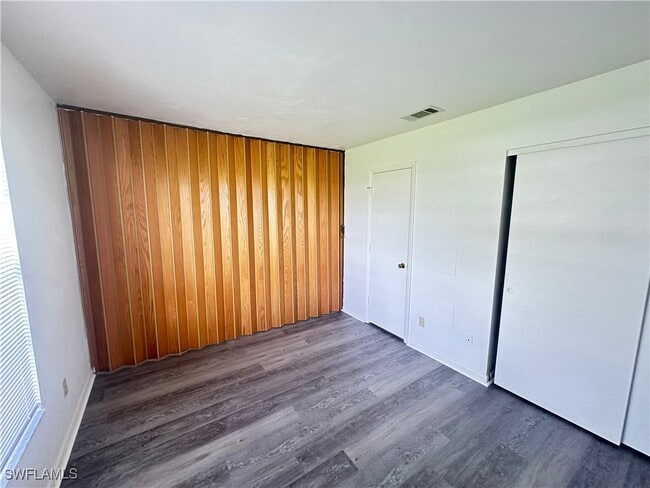 Building Photo - 1605 Ridgecrest St