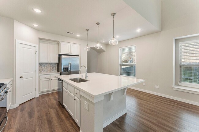 Building Photo - 421 Soapberry Tree Ct