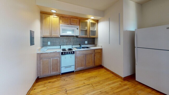 Primary Photo - 10 Langdon St