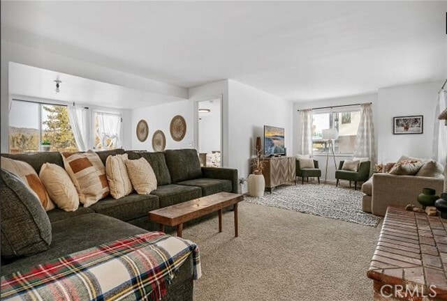 Building Photo - 805 Cove Dr