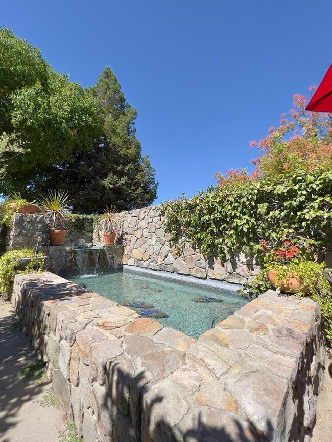 Building Photo - Stunning Single Level Browns Valley Home
