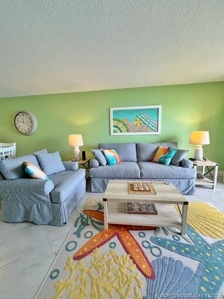 Building Photo - 7410 S Ocean Dr