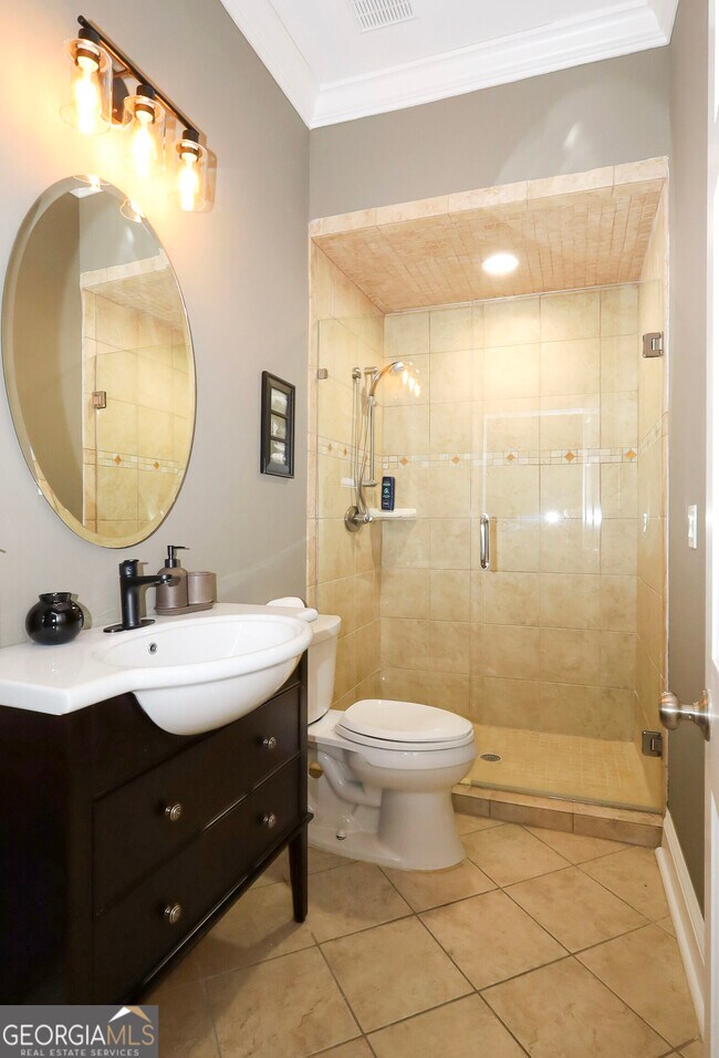 Building Photo - 700 S Brighton Ct