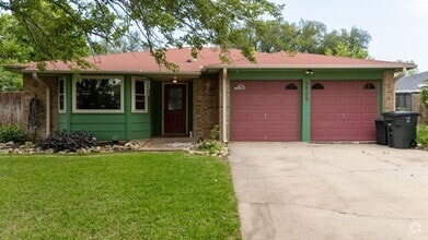 Building Photo - 2809 Transit Dr