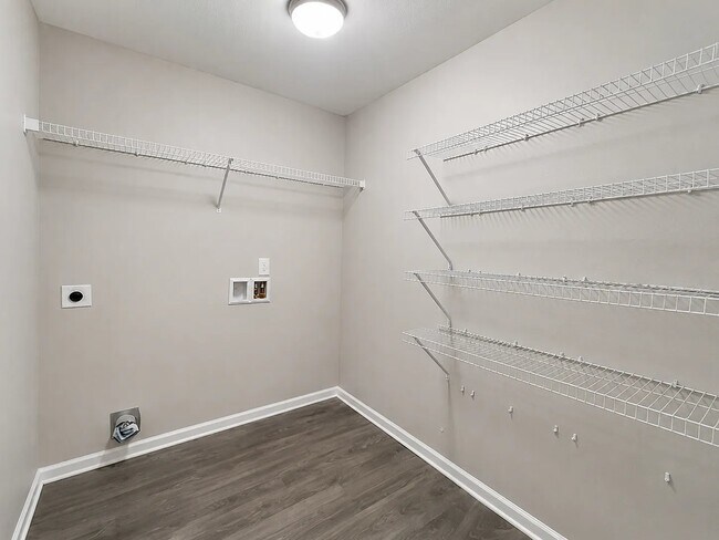 Building Photo - 126 Sedgewick Dr