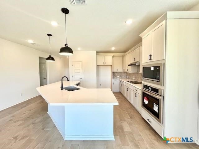 Building Photo - 608 Breeze Hollow Ln