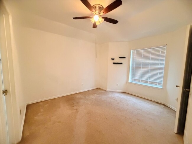 Building Photo - 434 Moonlight Way