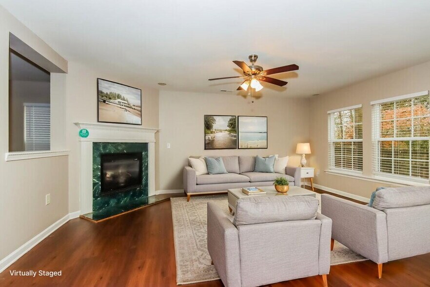 Building Photo - 2712 Markham Woods Ct