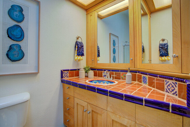 Building Photo - 53345 Avenida Obregon
