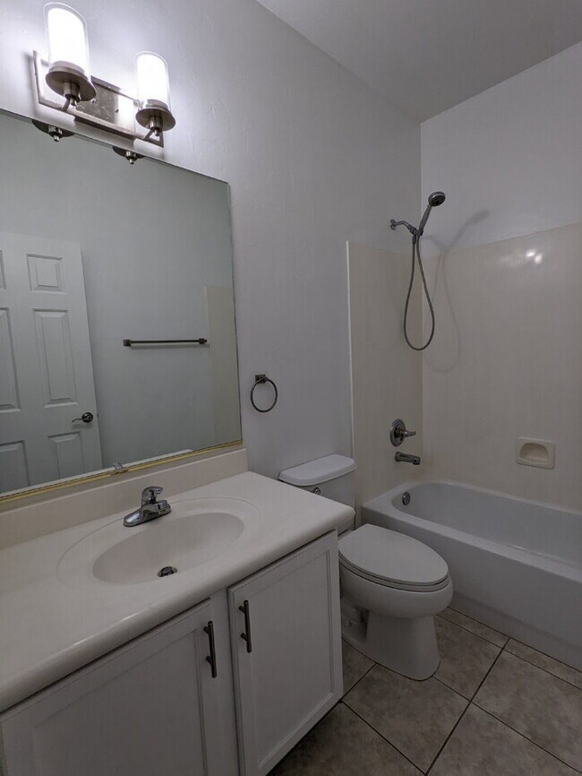 Building Photo - Rancho Sahuarita Home