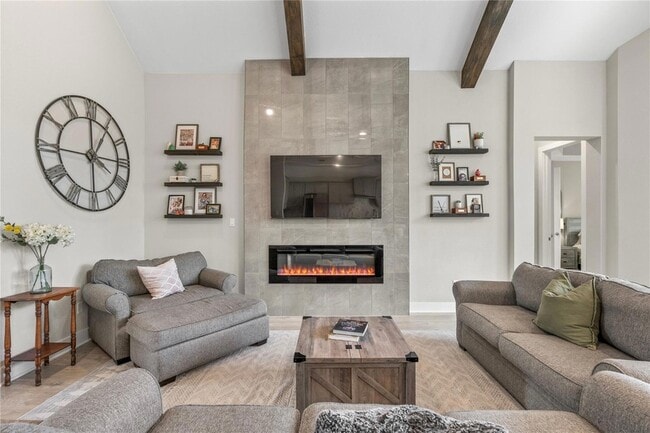 Building Photo - 533 Mallow Rd