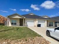 Building Photo - 511 County Rd 306