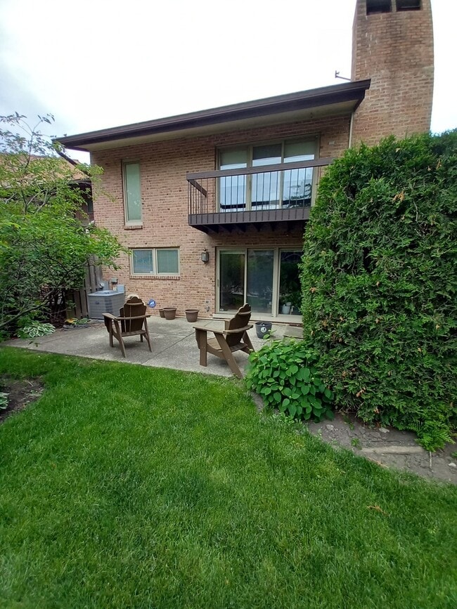Building Photo - 1836 Wildberry Dr