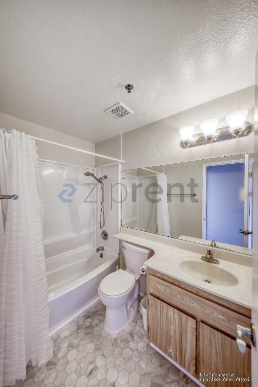 Building Photo - 409 Utica Avenue