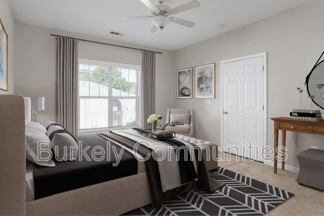 Building Photo - 104 Thornton Ct