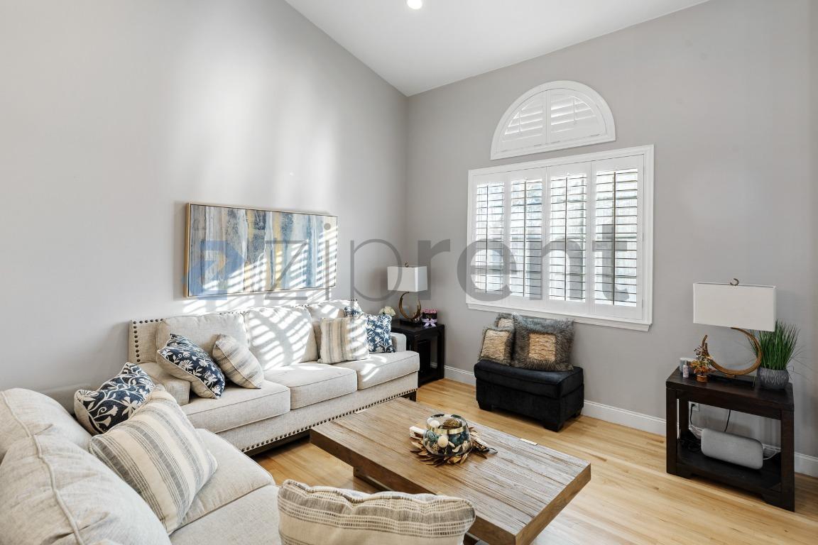 Building Photo - 9420 Greenham Cir