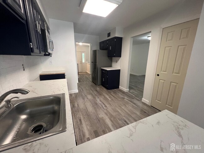 Building Photo - 127 Aspen Dr