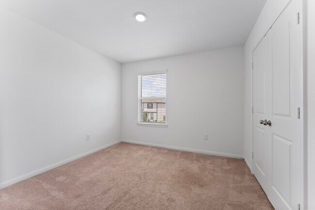 Building Photo - 25718 Merino Ct