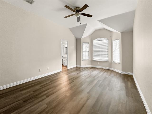Building Photo - 545 Edgeview Dr