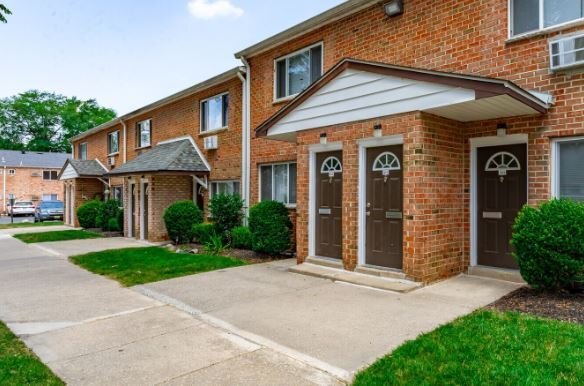 Building Photo - 401 E Gibbsboro Rd