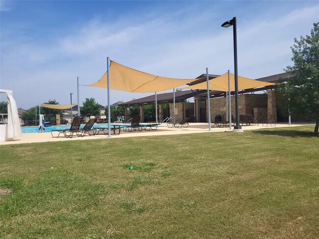Building Photo - 3801 Bronco Bend Loop