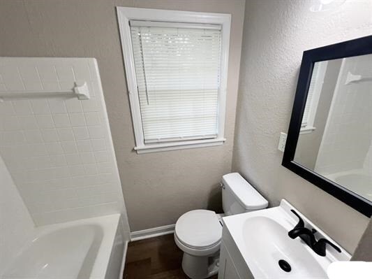 Building Photo - 2904 Alametos St SW