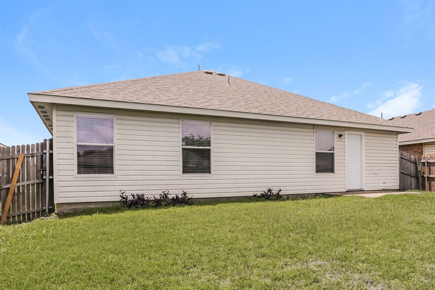Building Photo - 1453 Castle Ridge Rd
