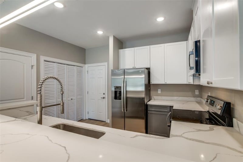 Building Photo - 5262 Ella Blvd