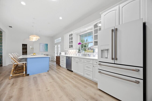 Building Photo - 3976 Ponte Vedra Blvd