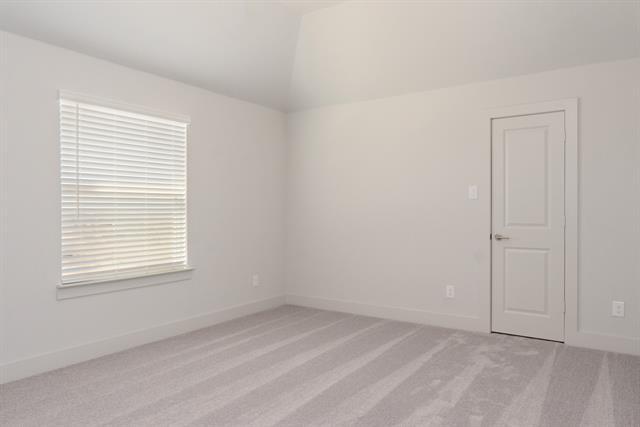 Building Photo - 3743 Milwaukee Ave