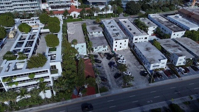 Building Photo - 9056 Collins Ave