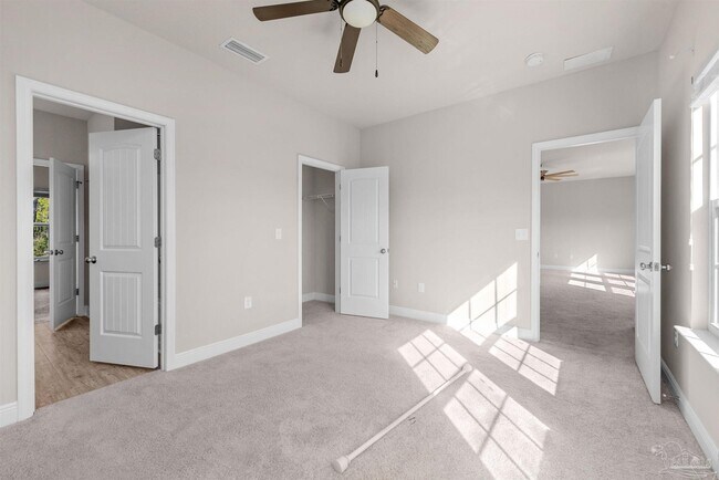 Building Photo - 8645 Bucklebury Dr