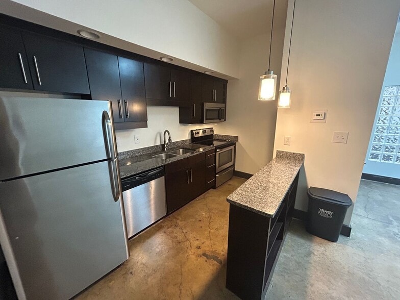 Interior Photo - Atrium on Broad Apartments