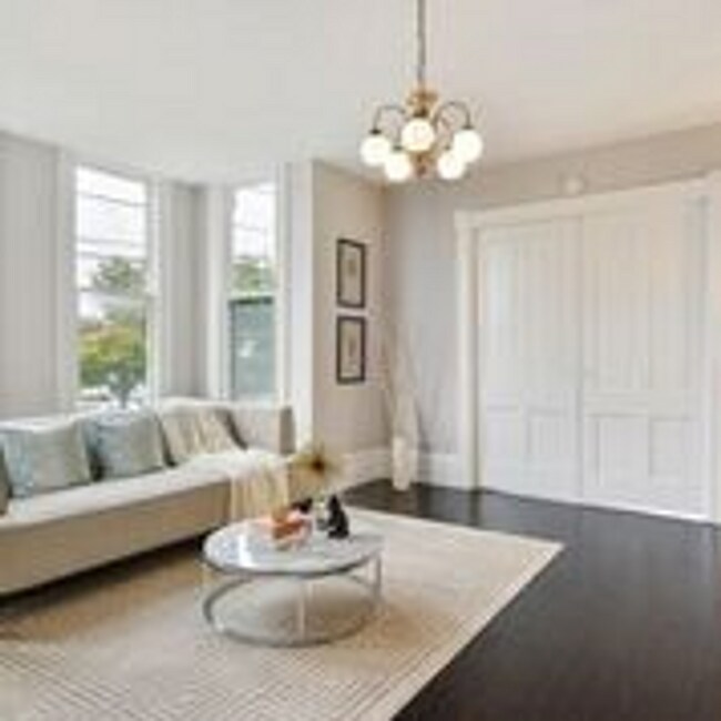 Building Photo - 730-732 Pacific Ave