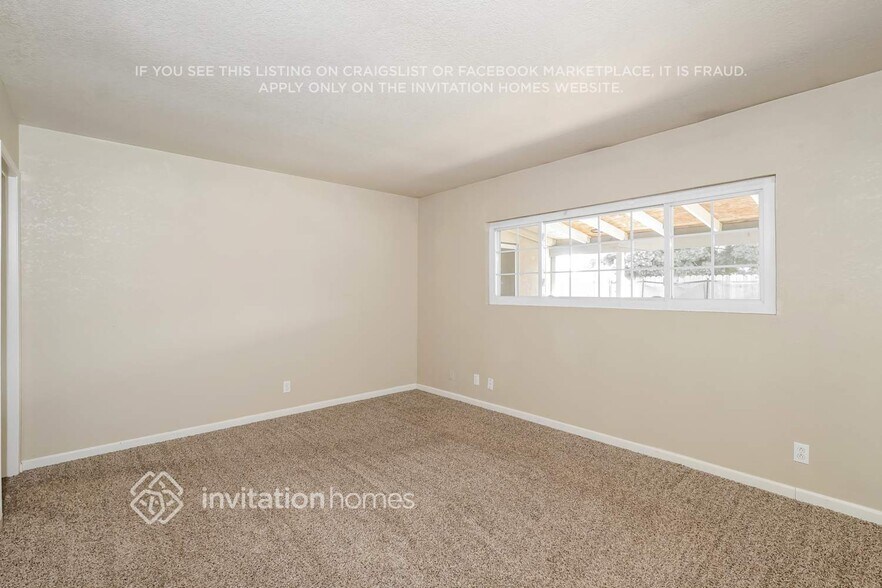 Building Photo - 1542 Claremont Dr