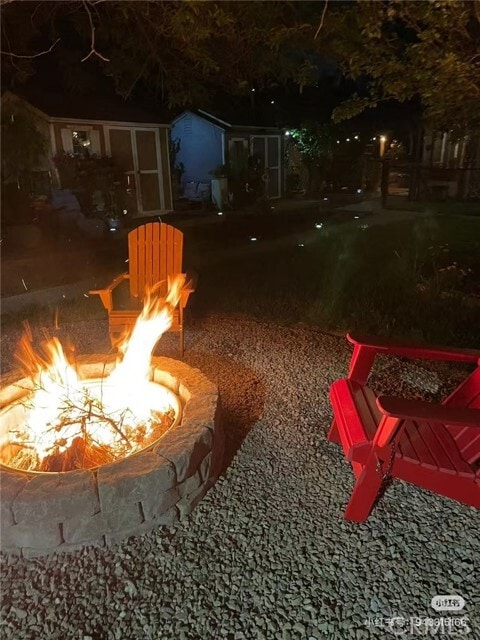 Building Photo - 1998 Wright St