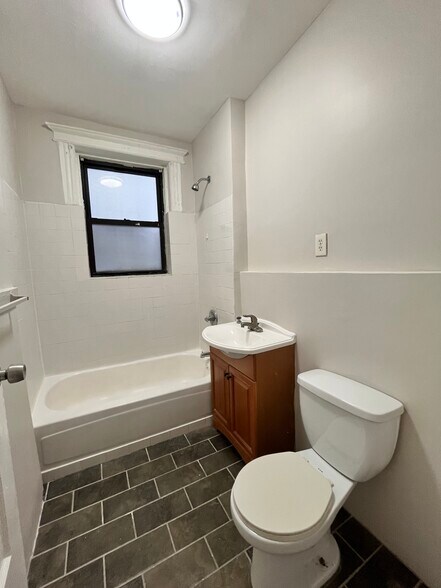171 Ocean Ave 3 - 190 Ocean Ave