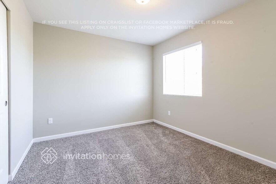 Building Photo - 19129 18th Ave Ct E