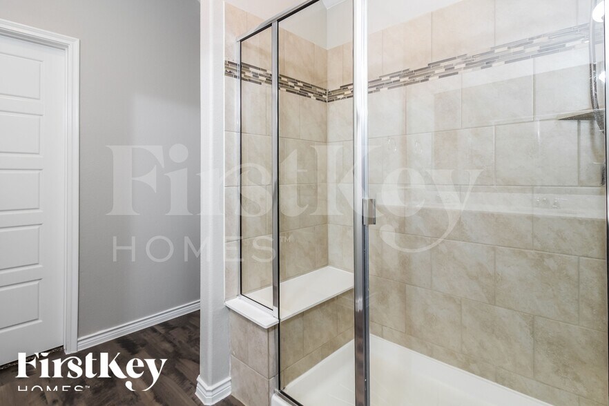 Building Photo - 117 Lazy Berry Way