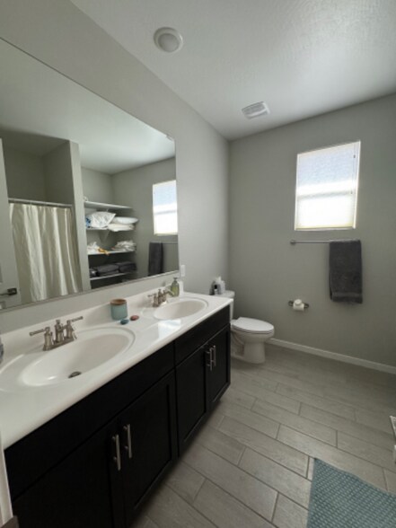 Building Photo - 22464 E Rosa Rd