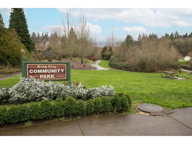 Building Photo - 17335 SW Montague Way