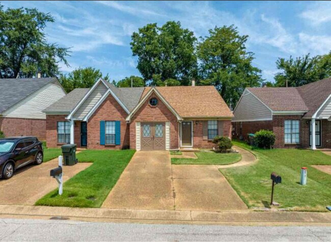 Building Photo - 5844 Ashridge Pl