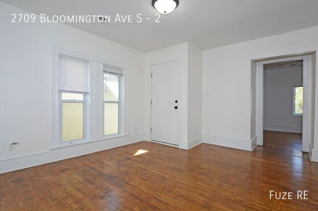 Building Photo - 2709 Bloomington Ave
