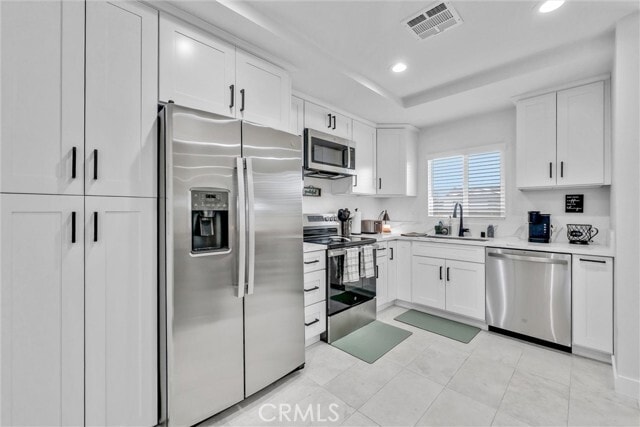 Building Photo - 12363 Loraine Ave