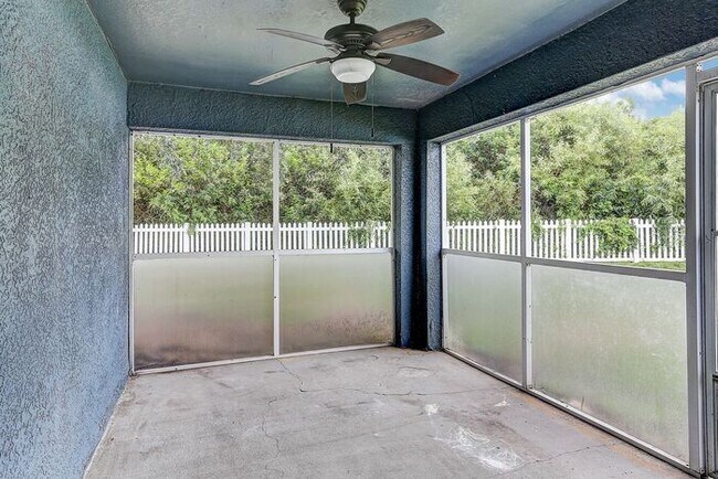 Building Photo - Spacious 4-Bedroom Home in Rivercrest, Riv...